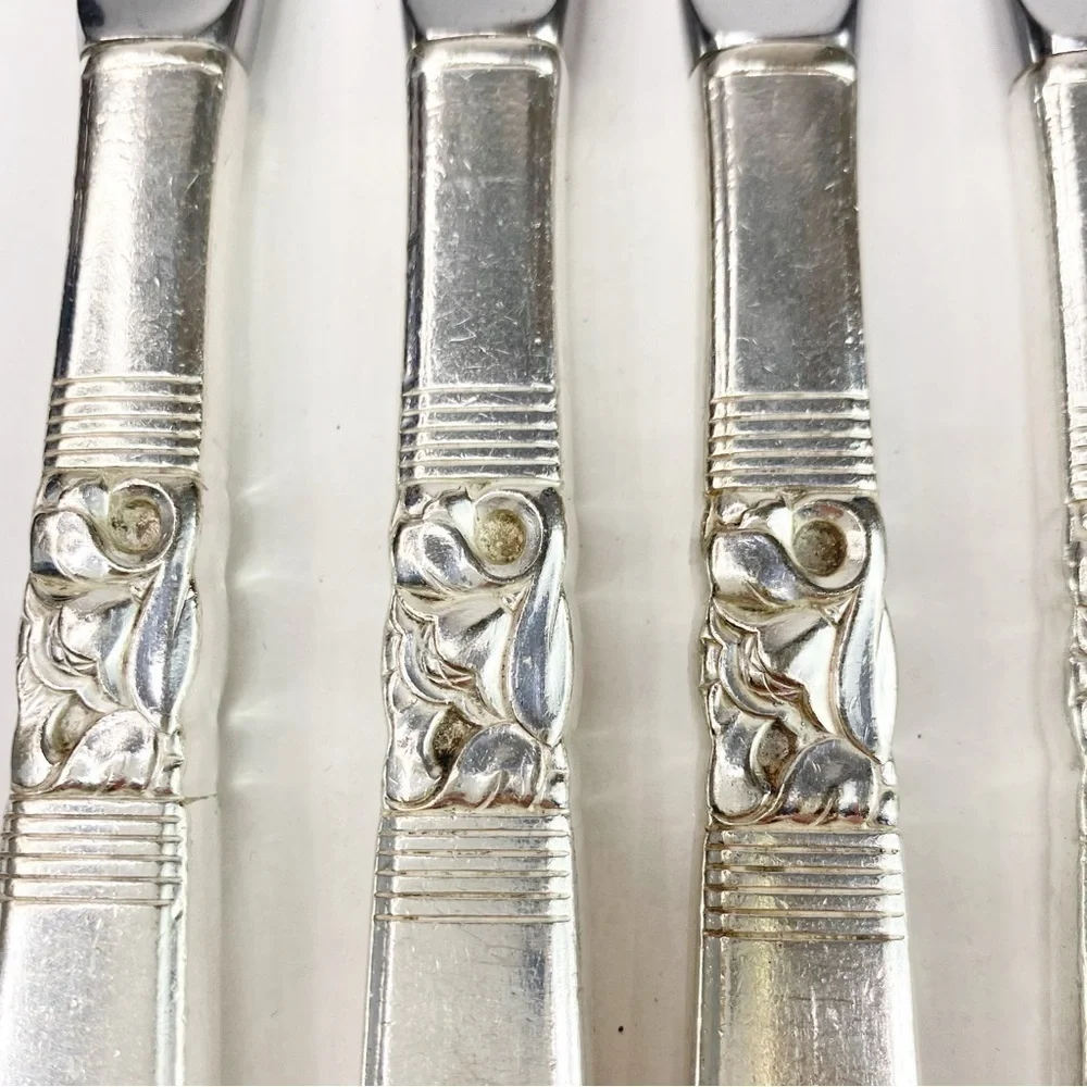 Vintage Oneida Community Morning Star 40’s Silverplate Flatware 8 Dinner Knives